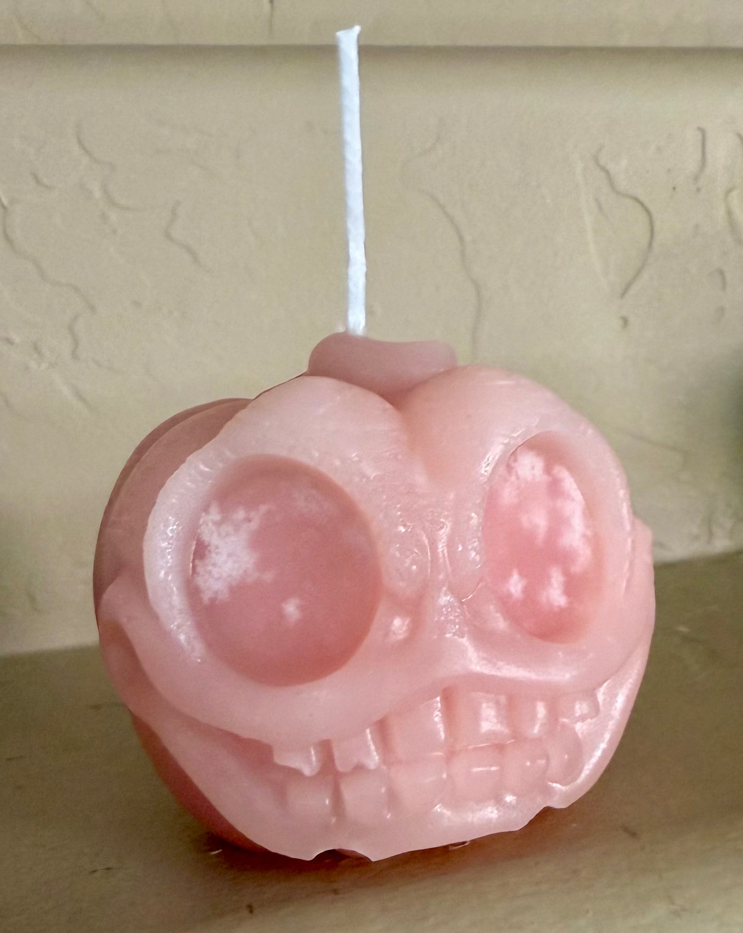 Handmade Custom Orange & White Marble Quartz Color 100% Beeswax Adorable Halloween Jack-o-Lantern Pumpkin Candle 3” x 2.5”